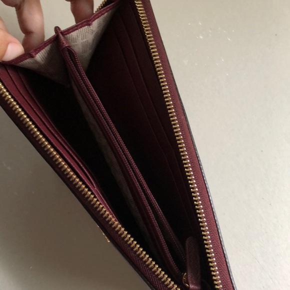 MK wallet - Picture 2 of 5